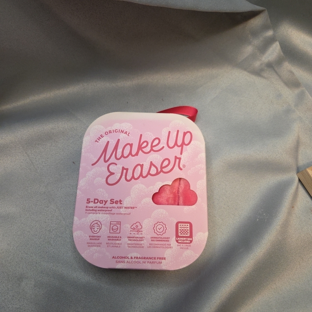 MakeUp Eraser 5-Day Set in Vibrant Pink